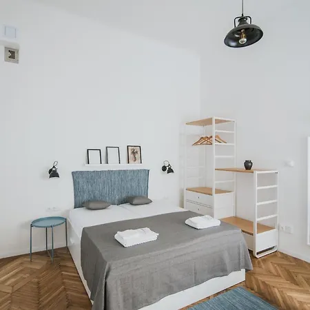 Lizmary's Wonderland Apartamento Budapest